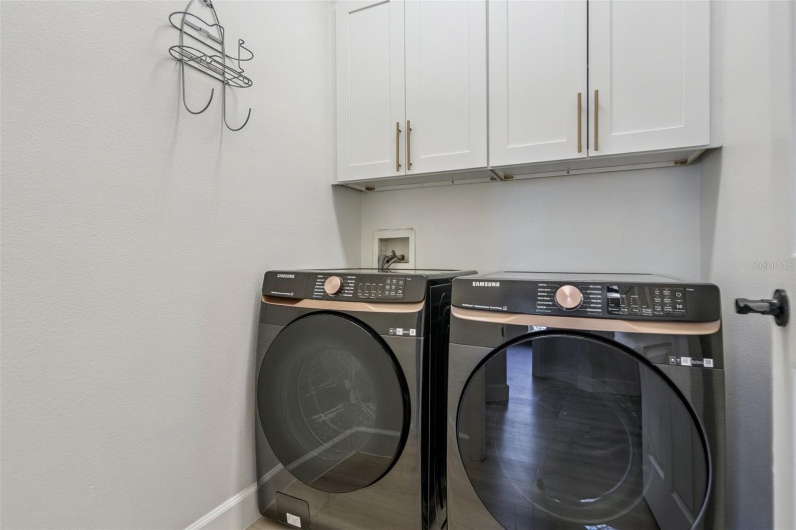 SUMMERPORT - Residential