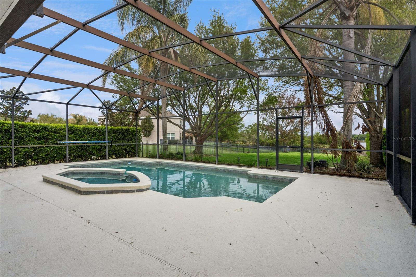 SUMMERPORT - Residential