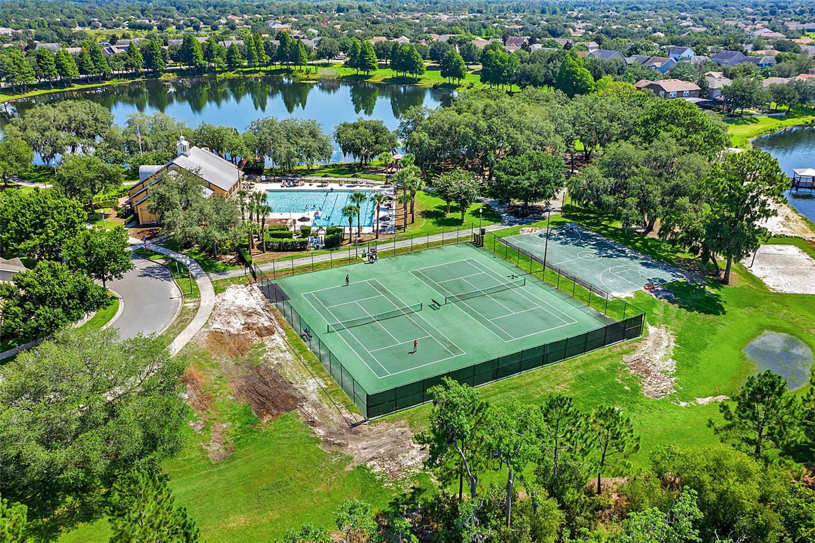 SUMMERPORT - Residential