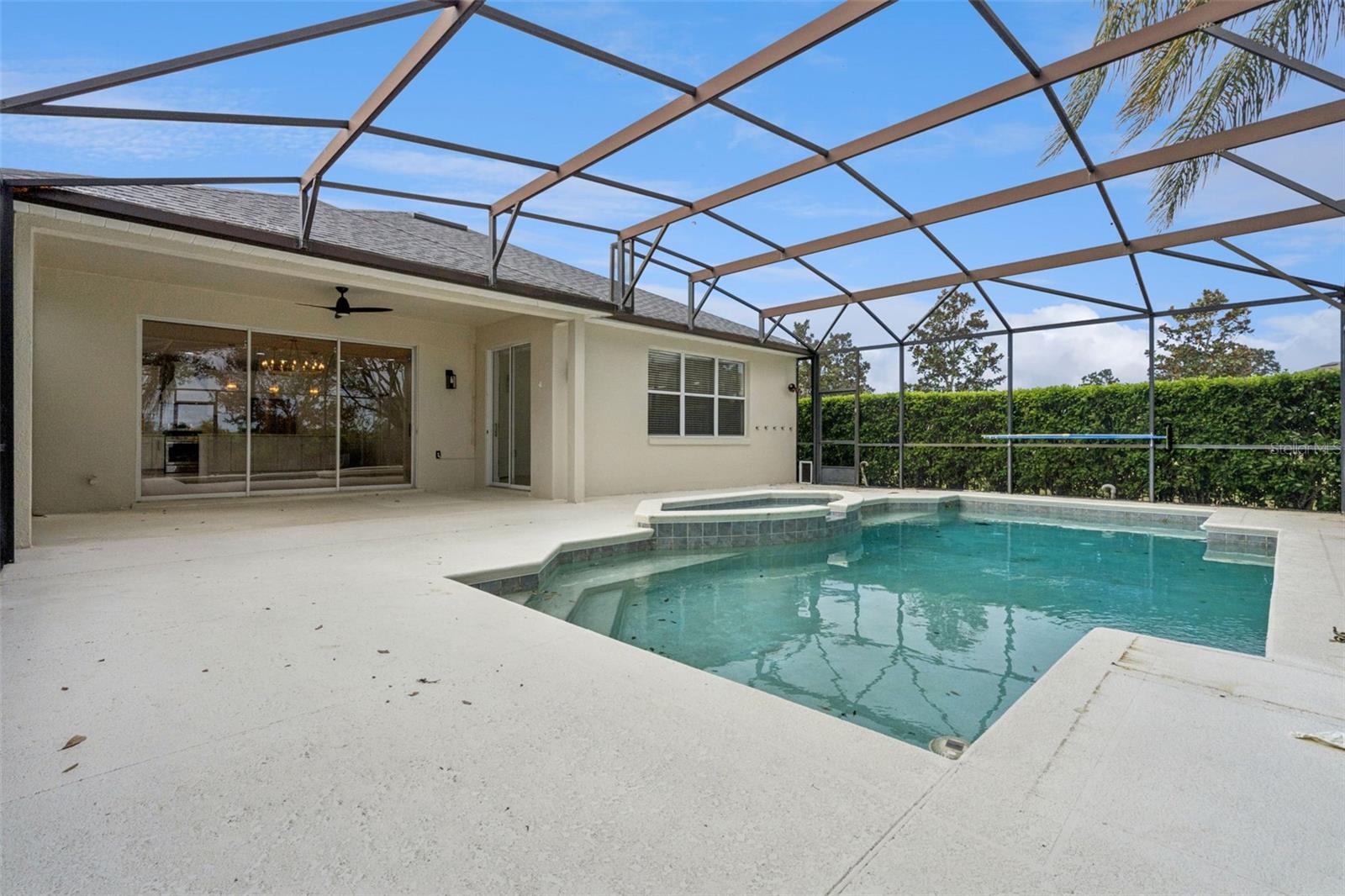 SUMMERPORT - Residential