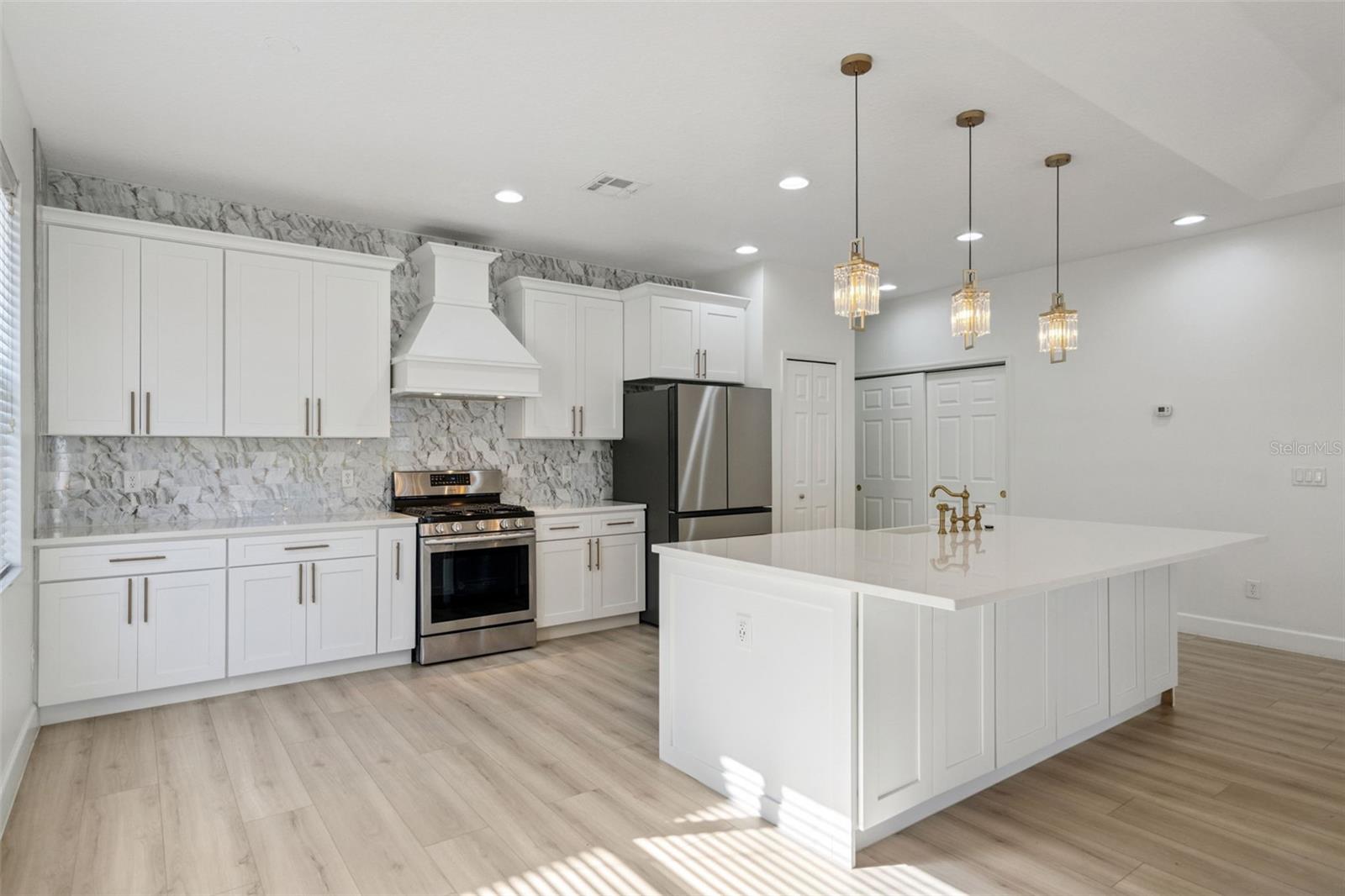 SUMMERPORT - Residential