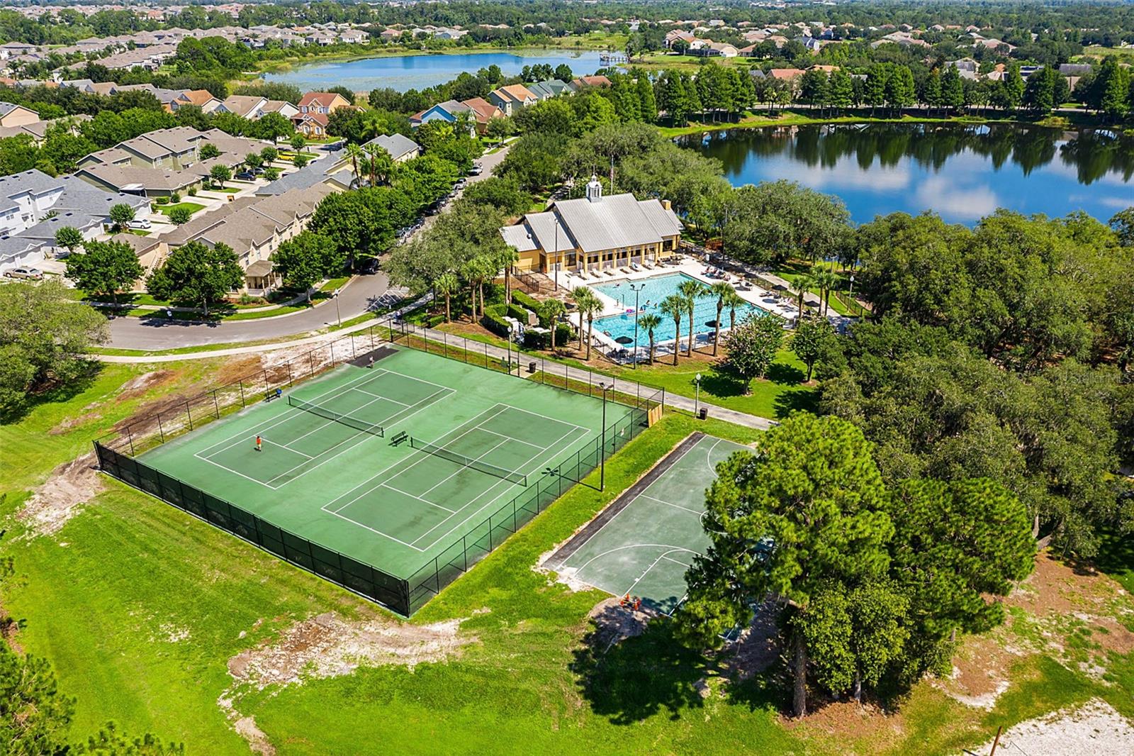 SUMMERPORT - Residential