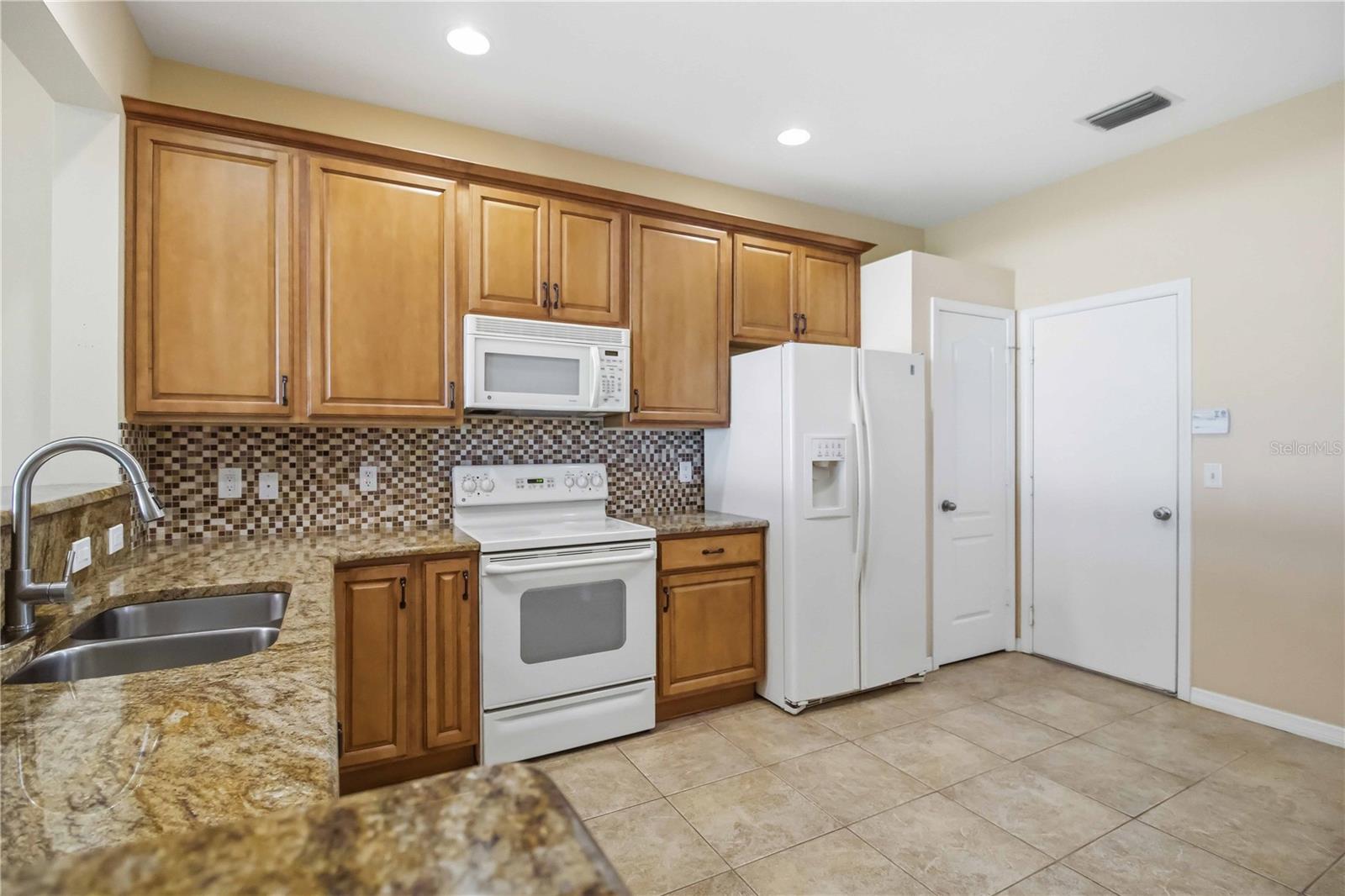 SABAL BAY PH 2 - Residential