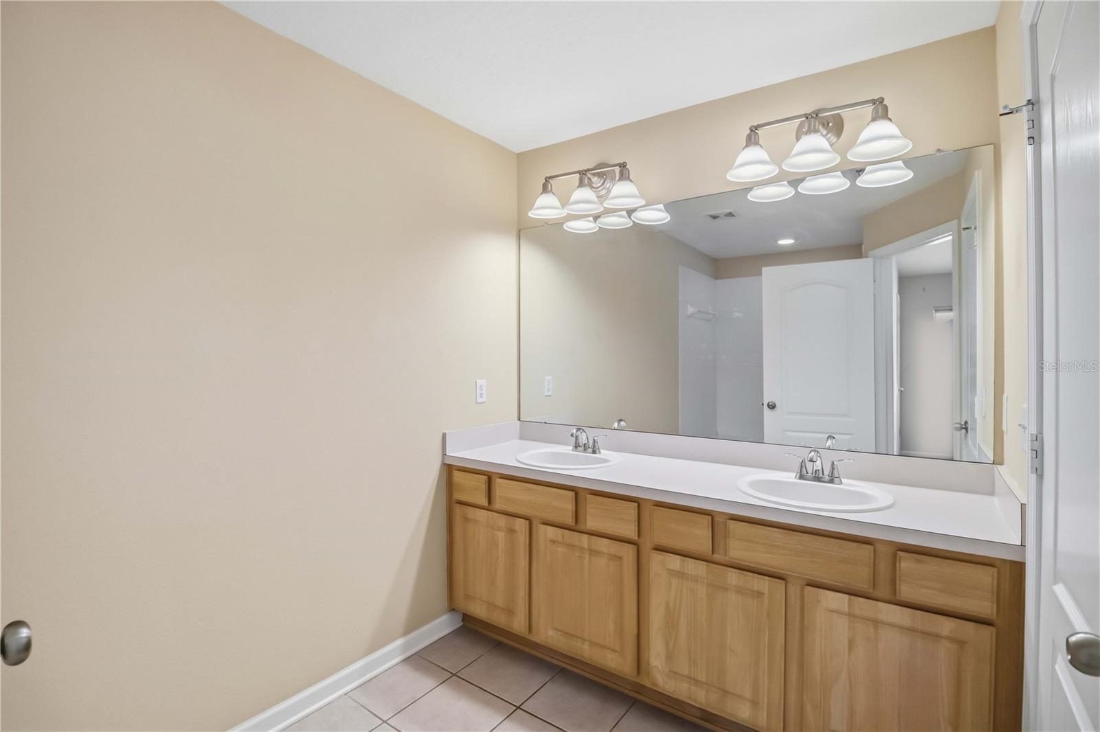 SABAL BAY PH 2 - Residential