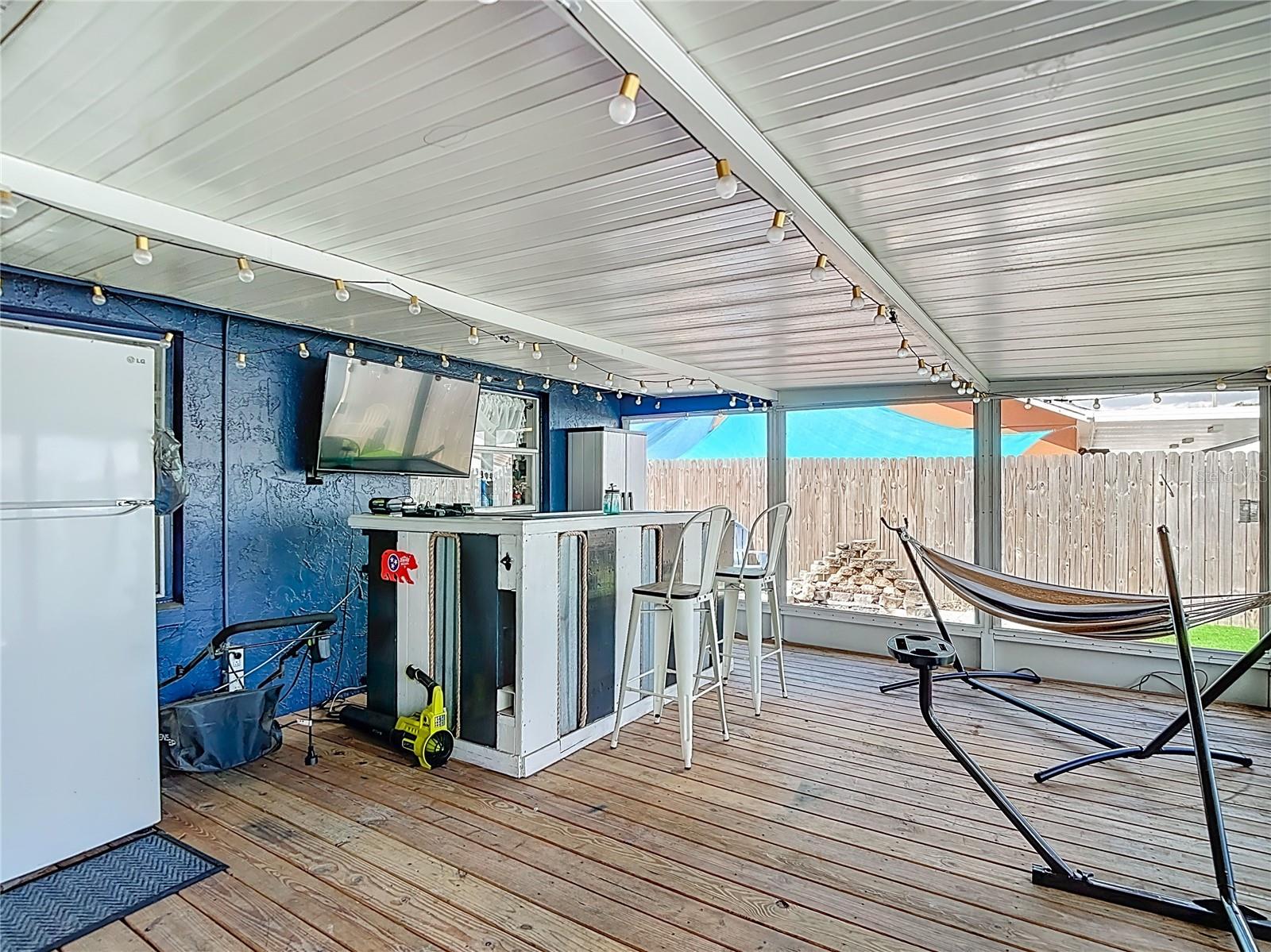 EMBASSY HILLS - Residential