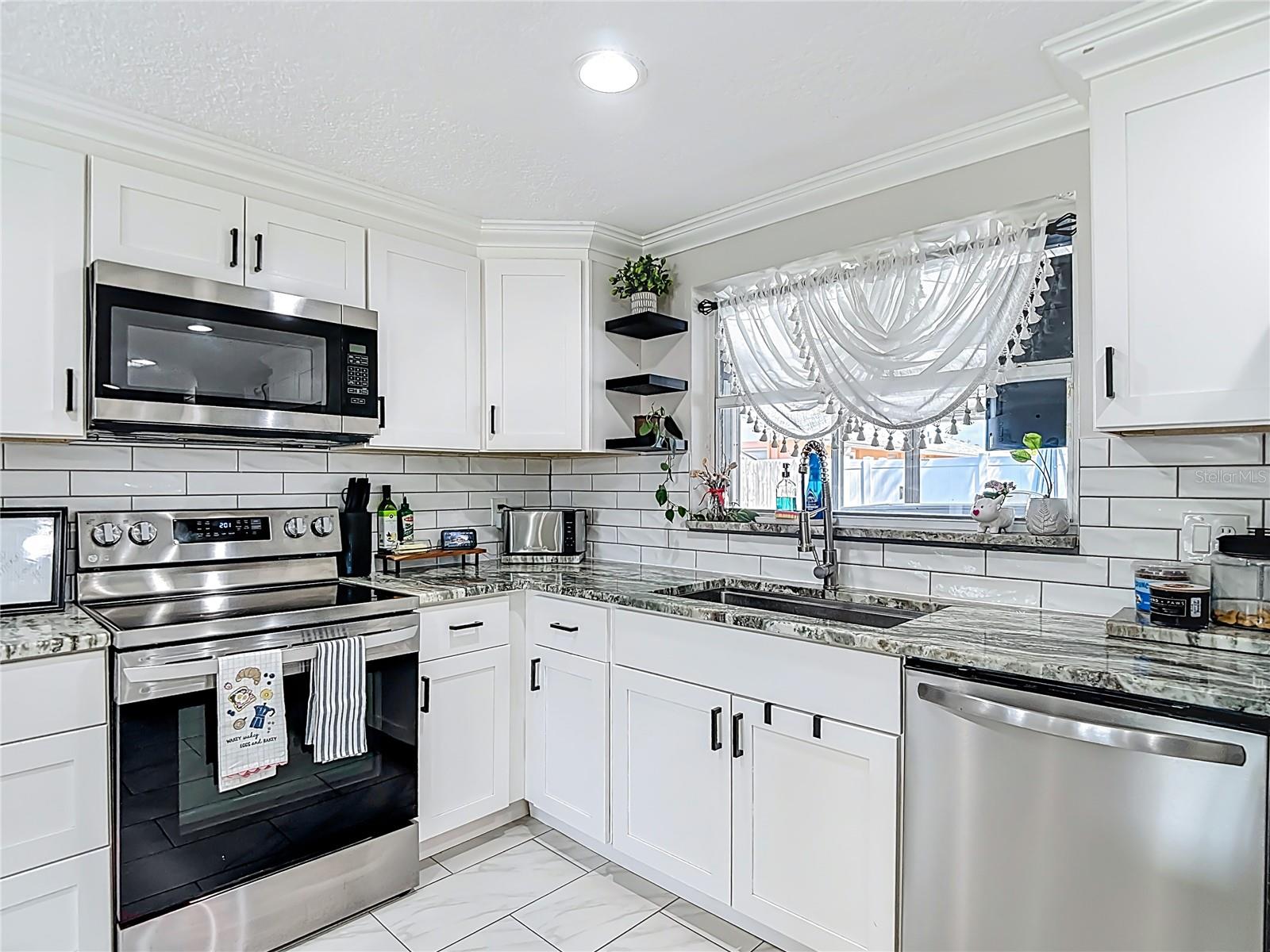 EMBASSY HILLS - Residential