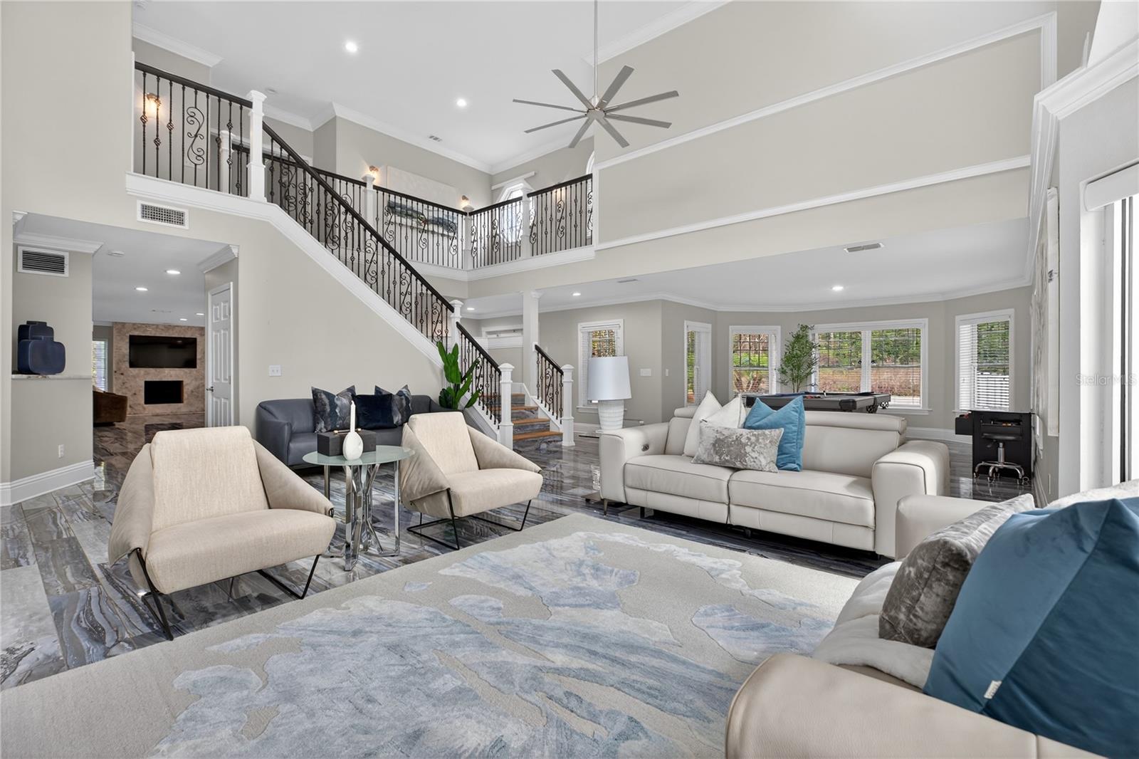 CRENSHAW LAKES - Residential