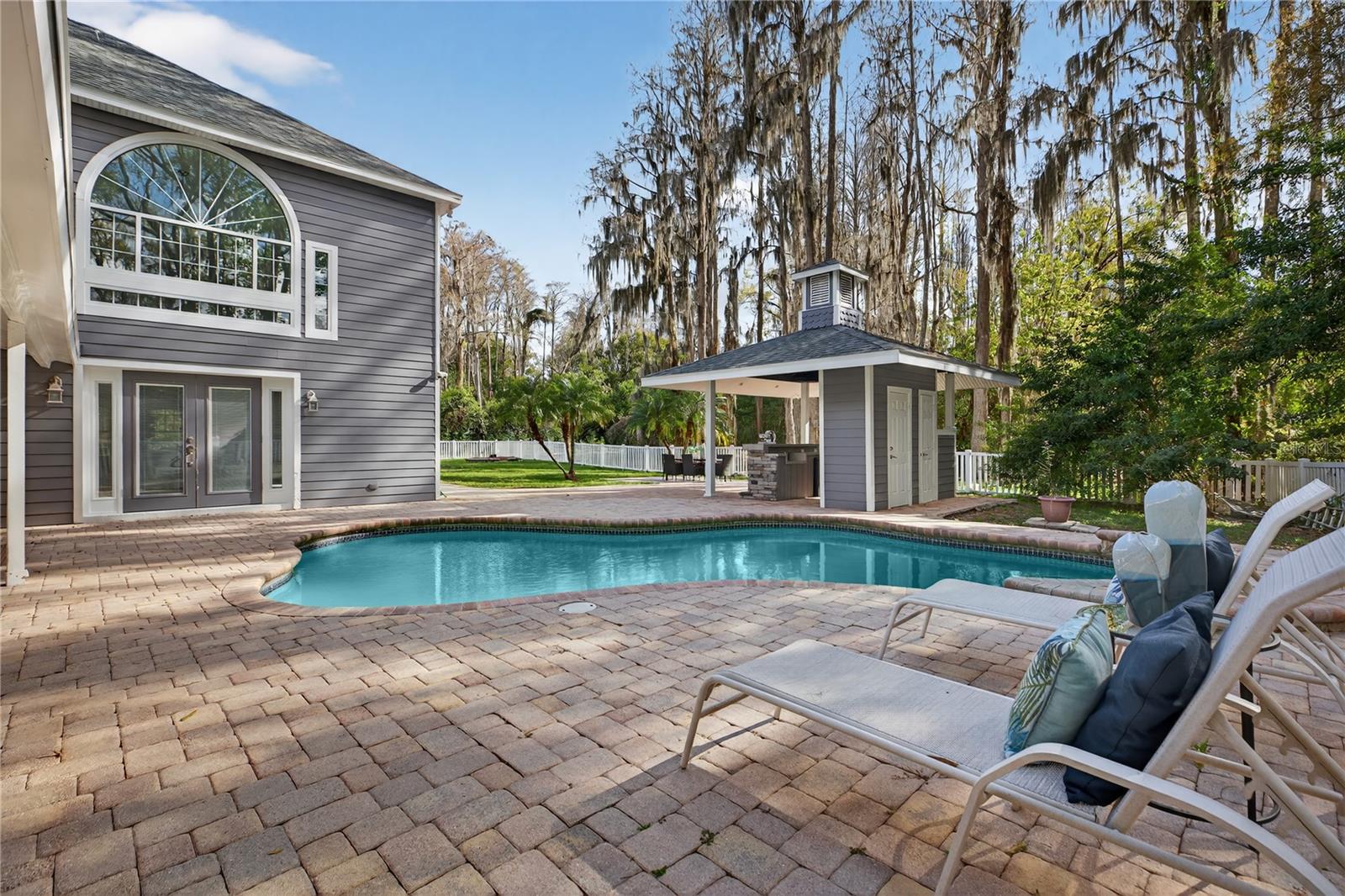 CRENSHAW LAKES - Residential