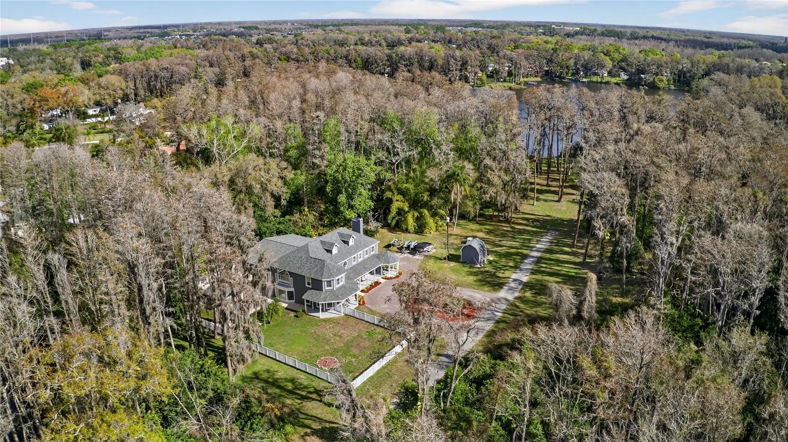 CRENSHAW LAKES - Residential