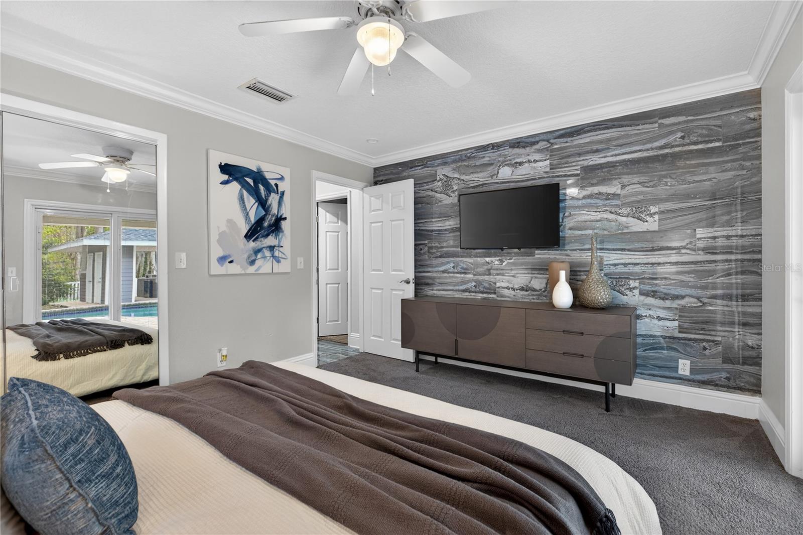 CRENSHAW LAKES - Residential