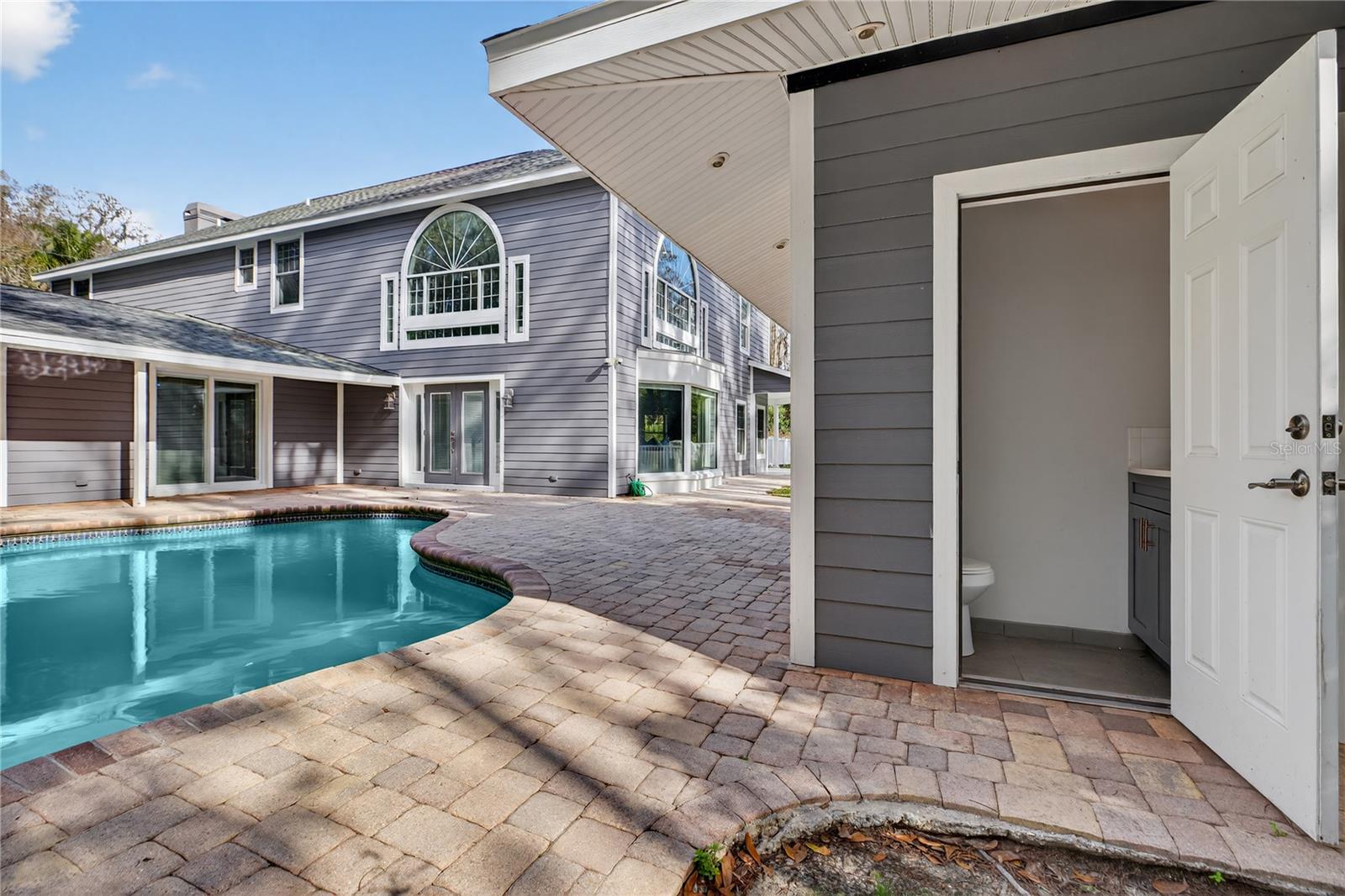 CRENSHAW LAKES - Residential