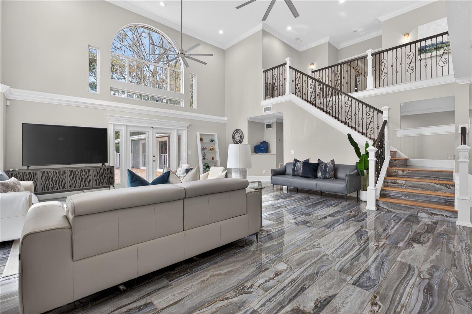 CRENSHAW LAKES - Residential