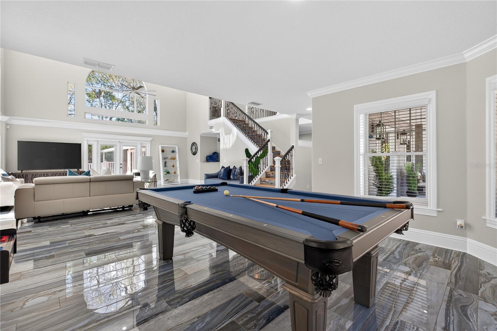 CRENSHAW LAKES - Residential