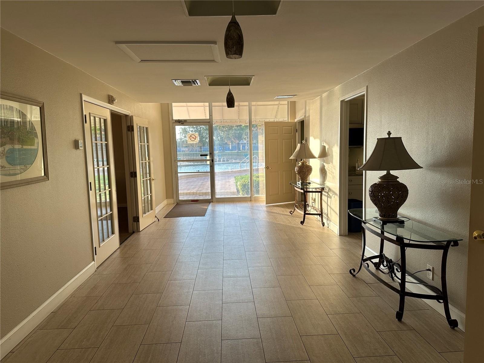 PARADISE ISLAND TOWERS CONDO - Residential