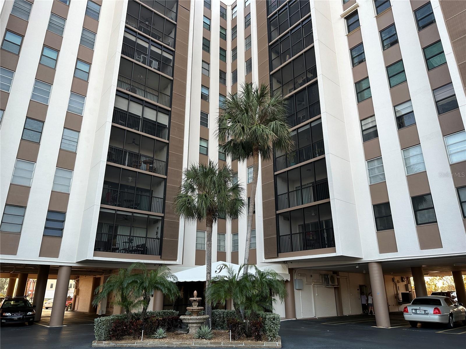 PARADISE ISLAND TOWERS CONDO - Residential