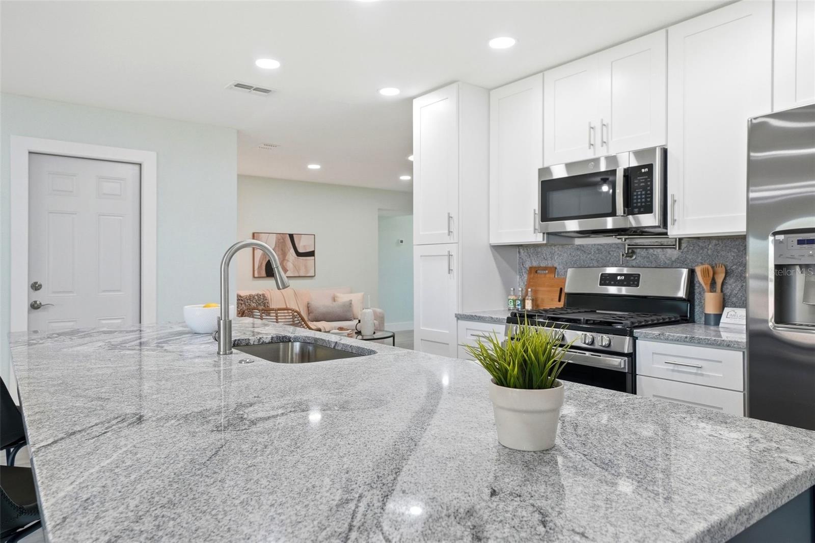 SHORE ACRES BAYOU GRANDE SEC SKYLINE PT REP BLK - Residential