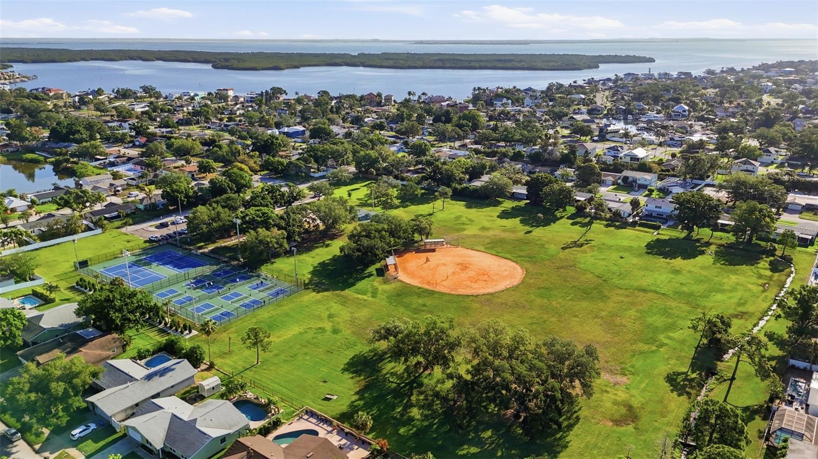 SHORE ACRES BAYOU GRANDE SEC SKYLINE PT REP BLK - Residential