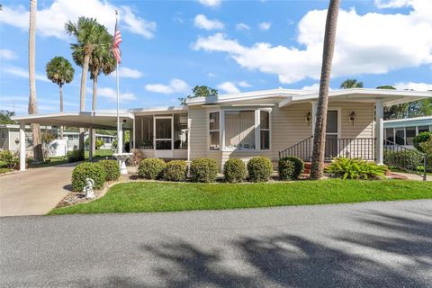 Photo of 97 Hickory Lane, Eustis, FL 32726 (MLS # G5105835)