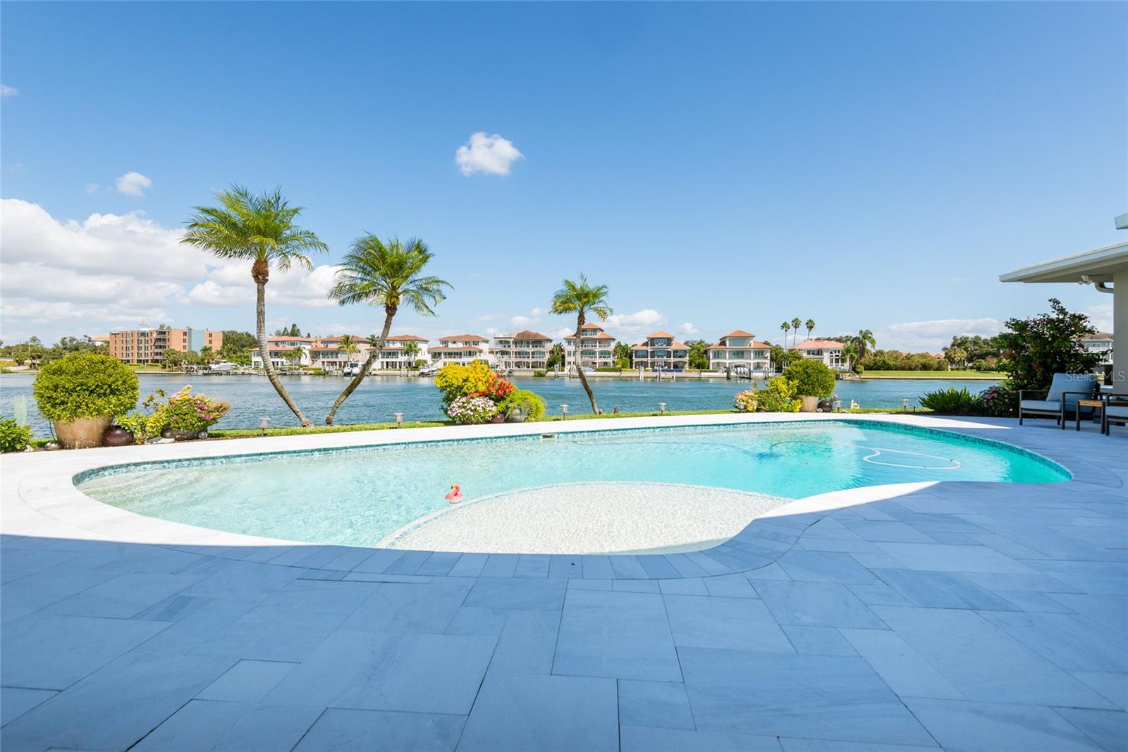 BAYWAY ISLES - Residential