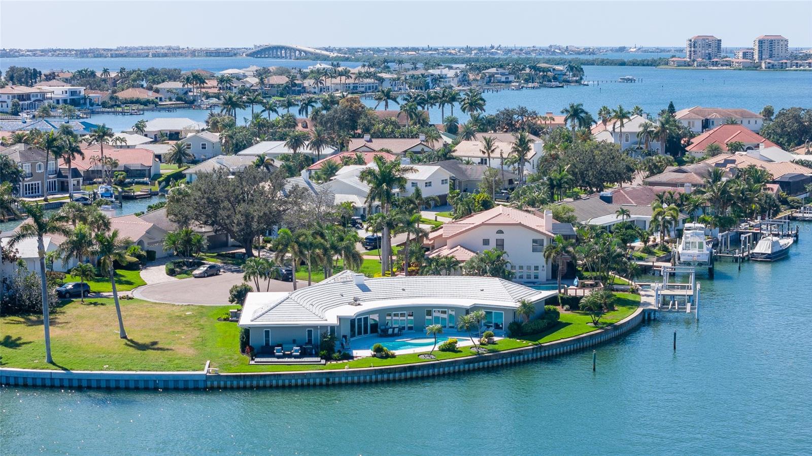 BAYWAY ISLES - Residential