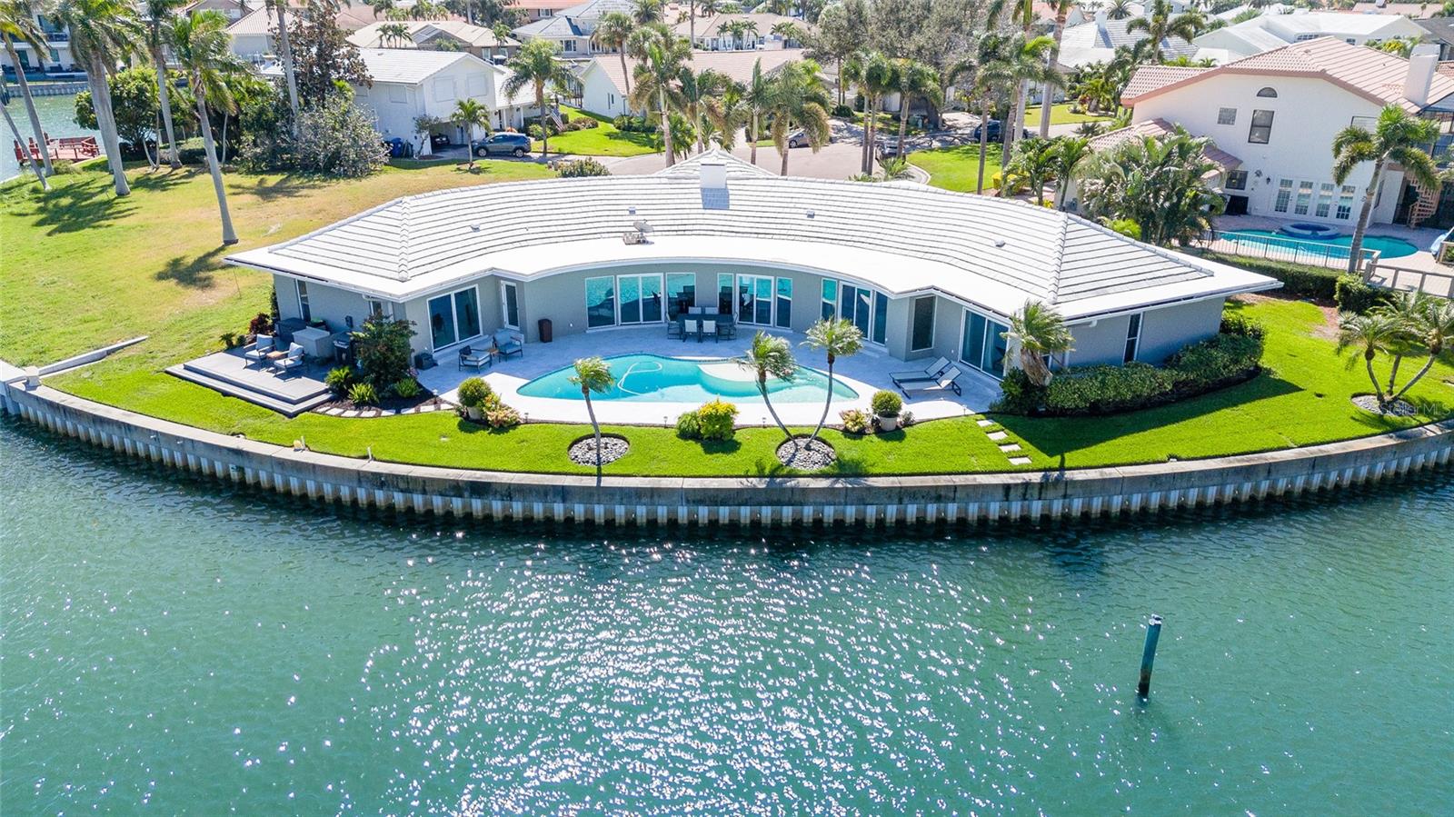 BAYWAY ISLES - Residential