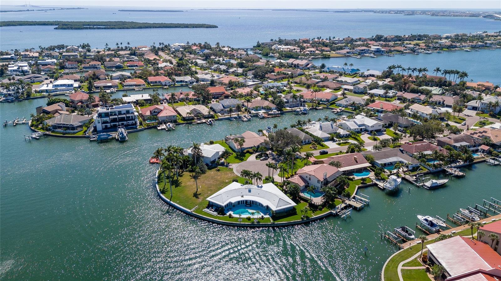 BAYWAY ISLES - Residential