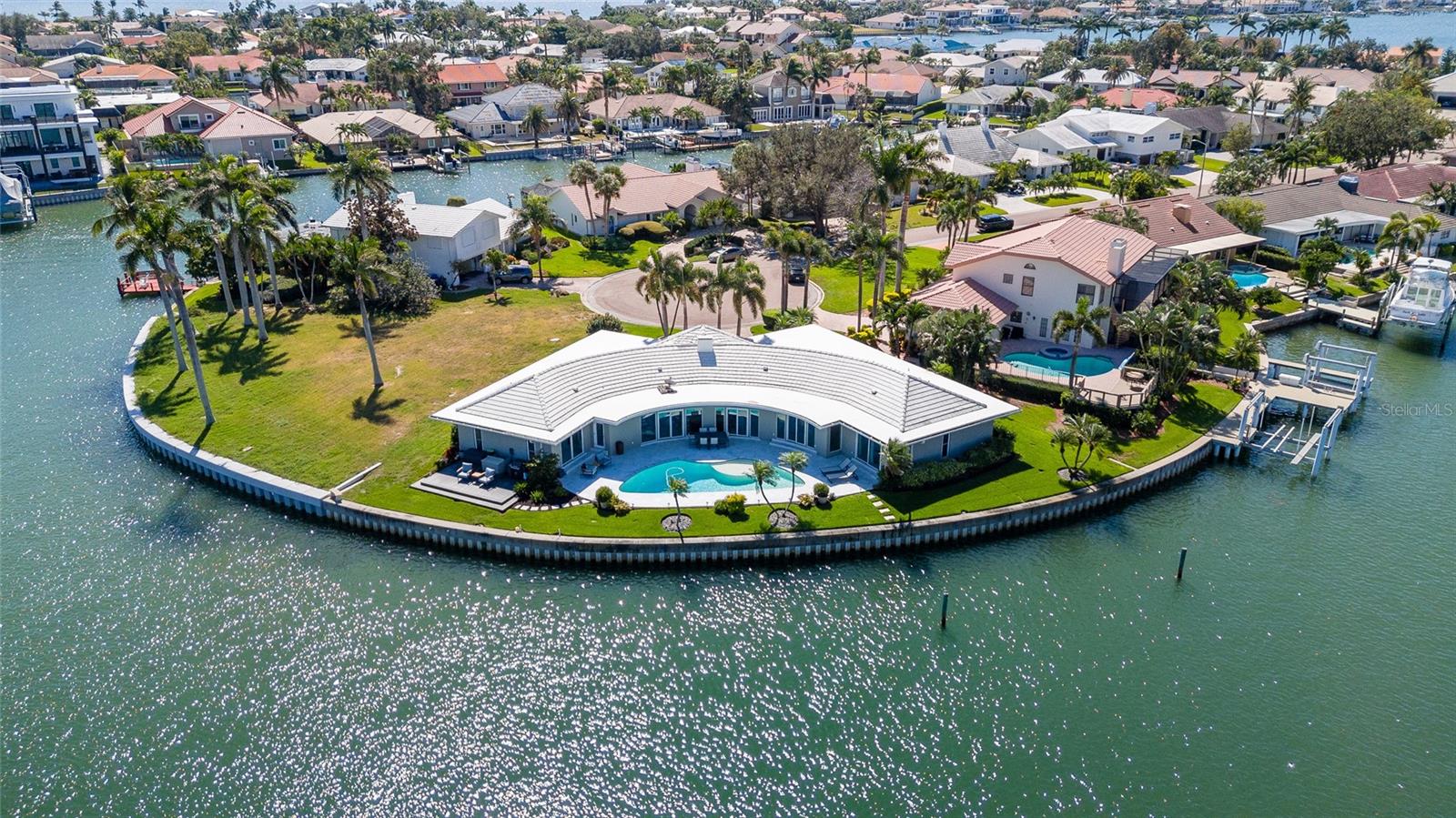 BAYWAY ISLES - Residential