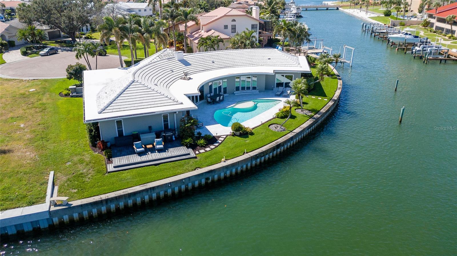 BAYWAY ISLES - Residential