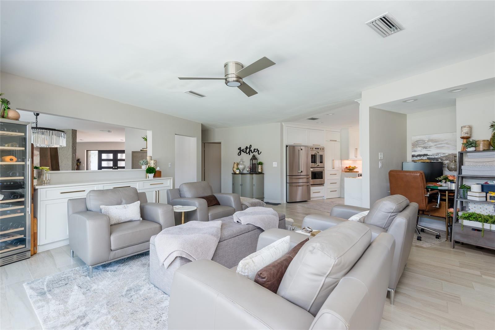 BAYWAY ISLES - Residential
