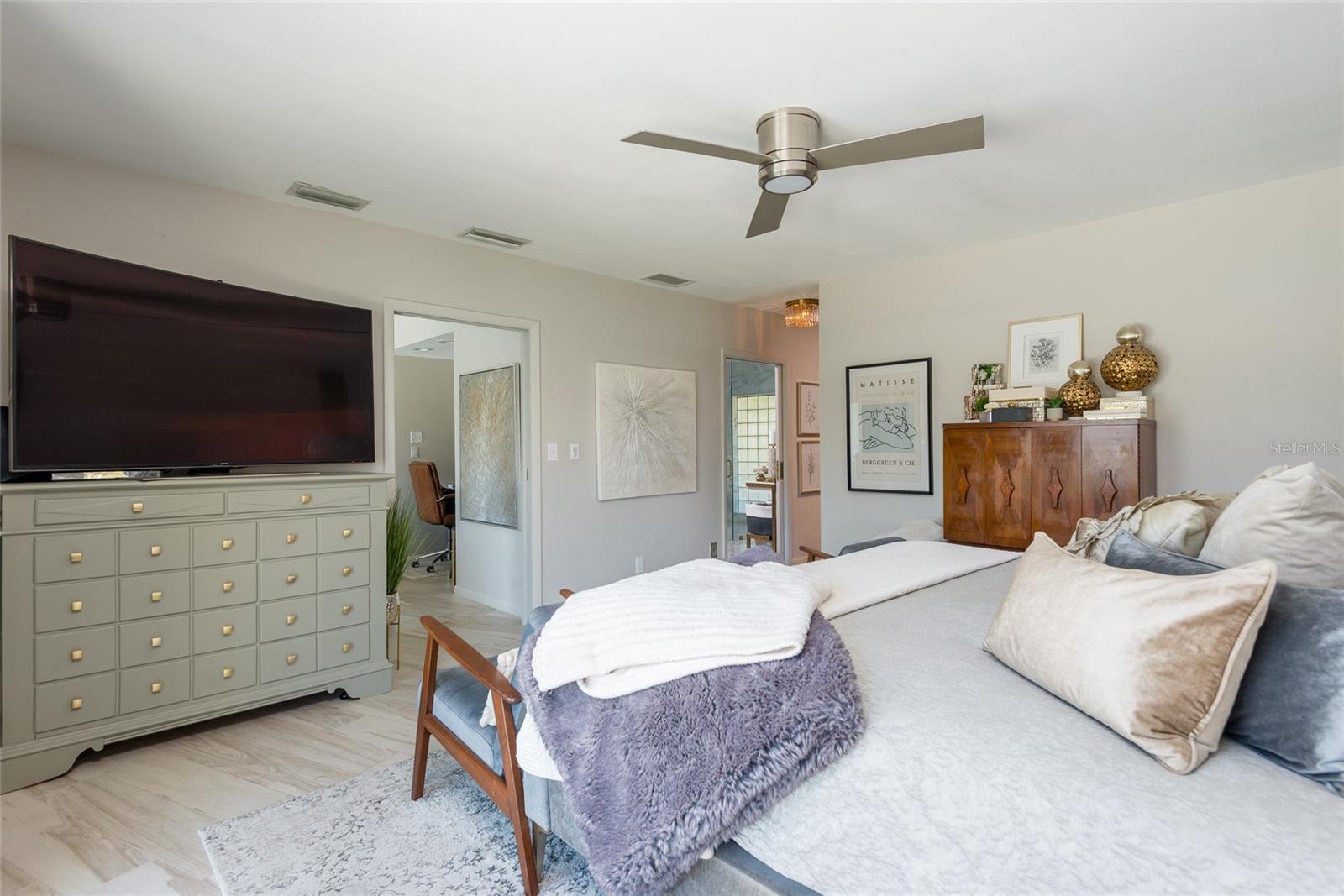 BAYWAY ISLES - Residential