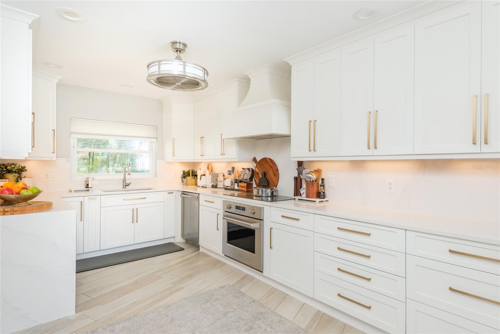 BAYWAY ISLES - Residential