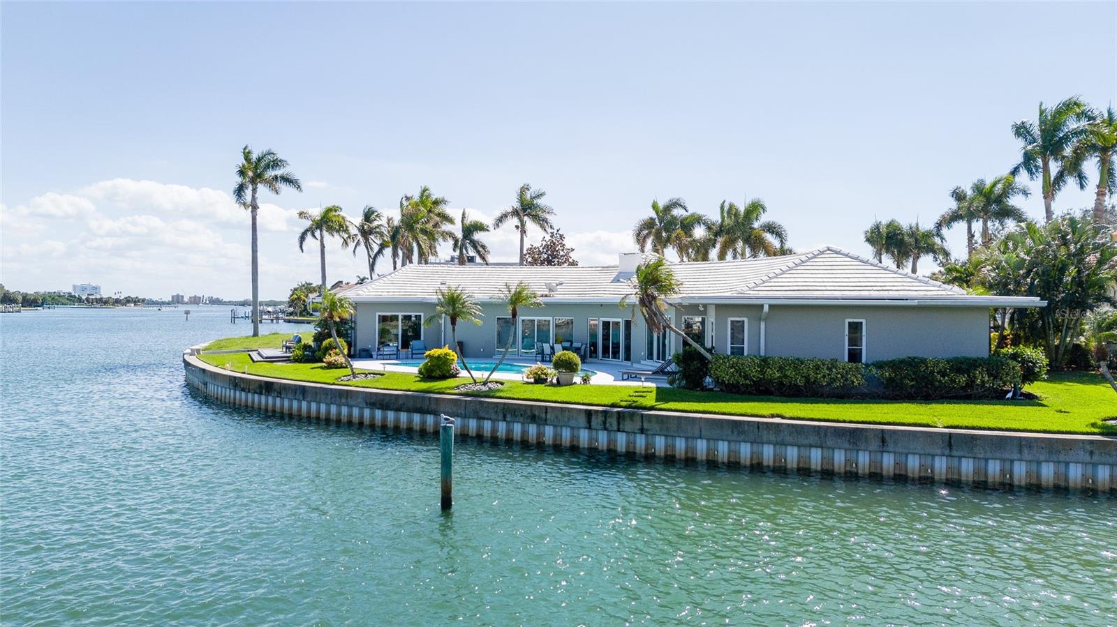 BAYWAY ISLES - Residential