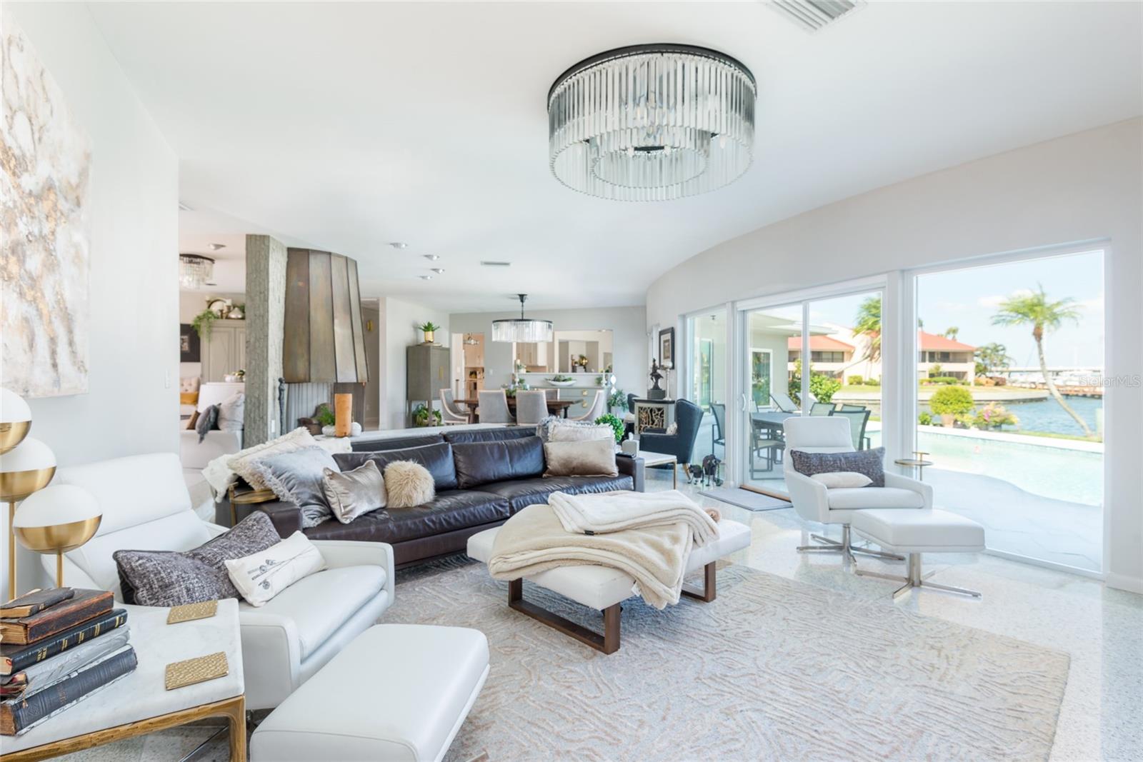 BAYWAY ISLES - Residential