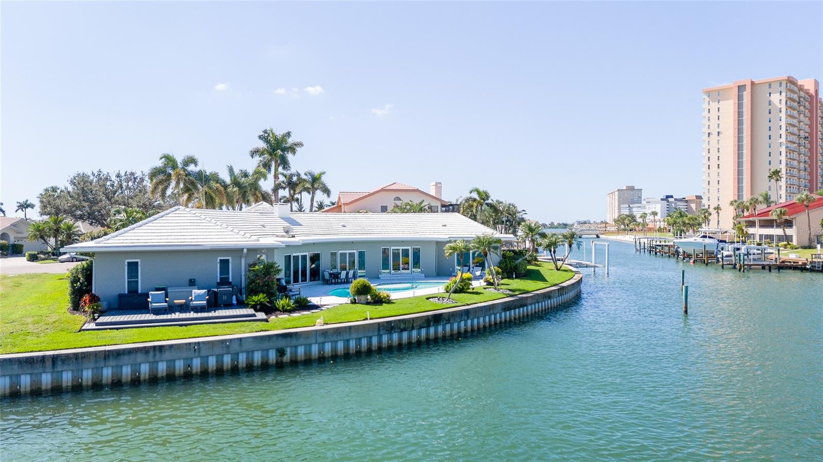 BAYWAY ISLES - Residential