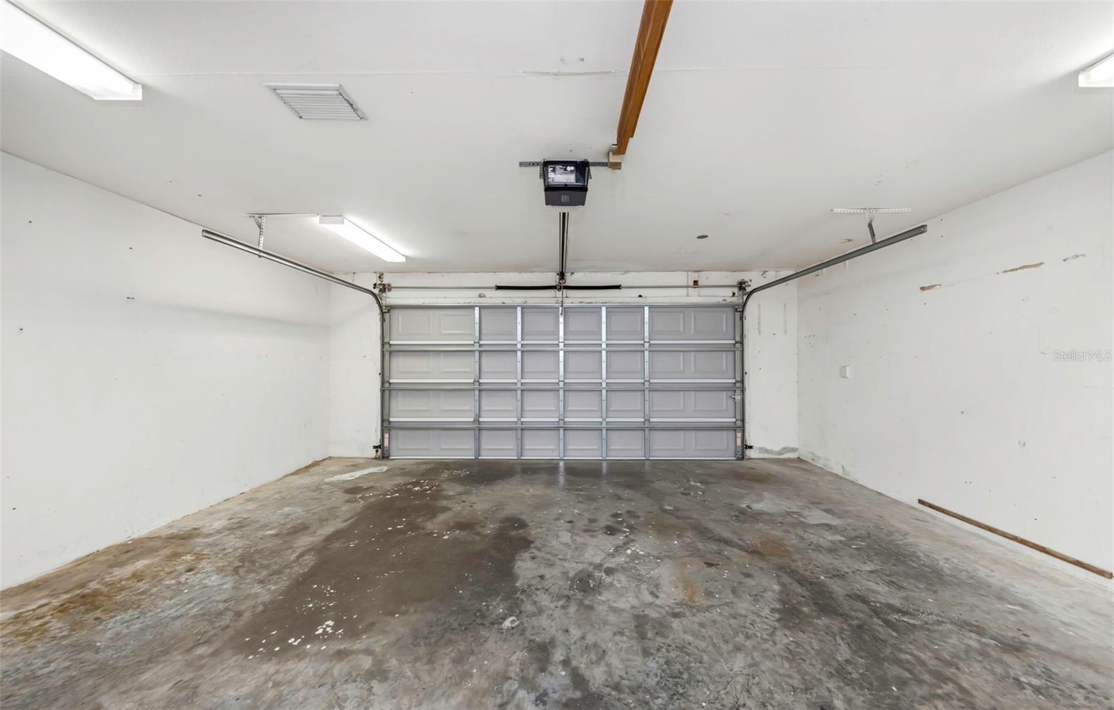 TARPON WOODS 4TH ADD - Residential