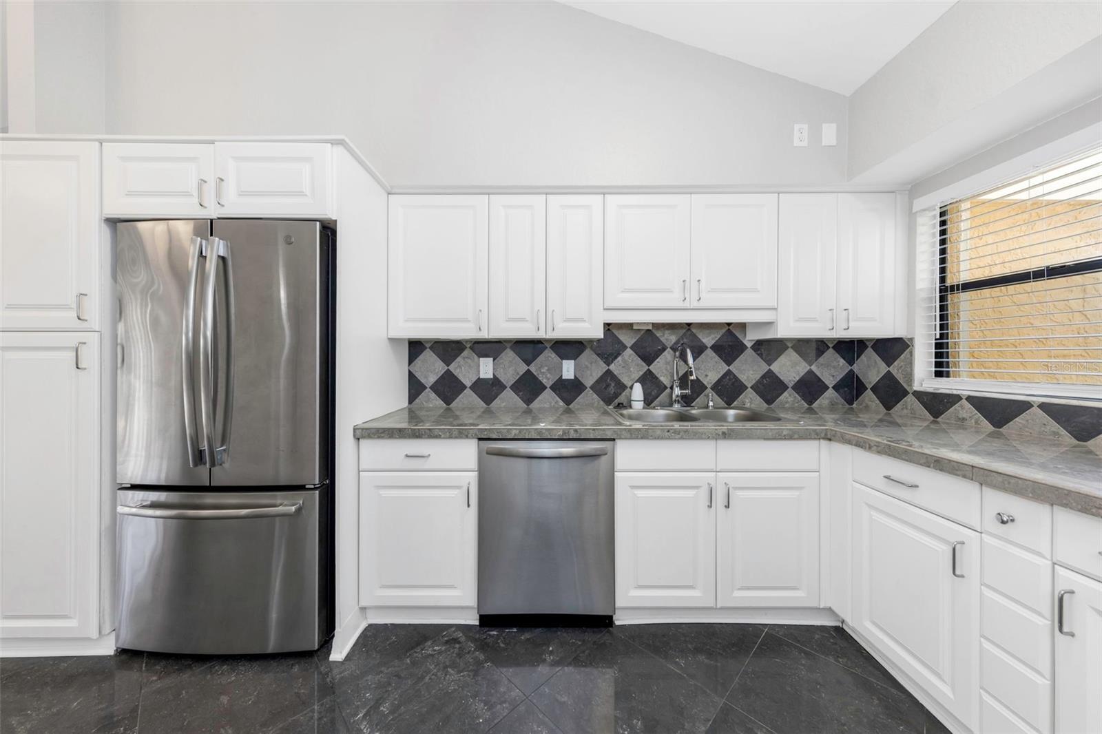 TARPON WOODS 4TH ADD - Residential