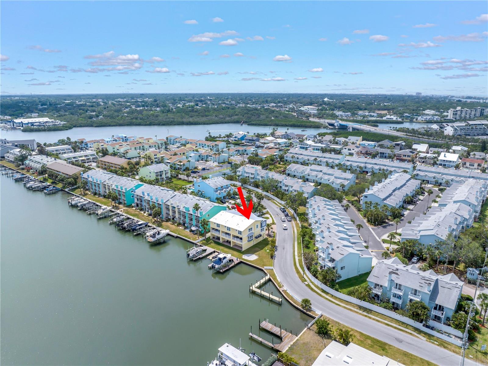 LANDINGS AT WINDRUSH THE CONDO - Residential