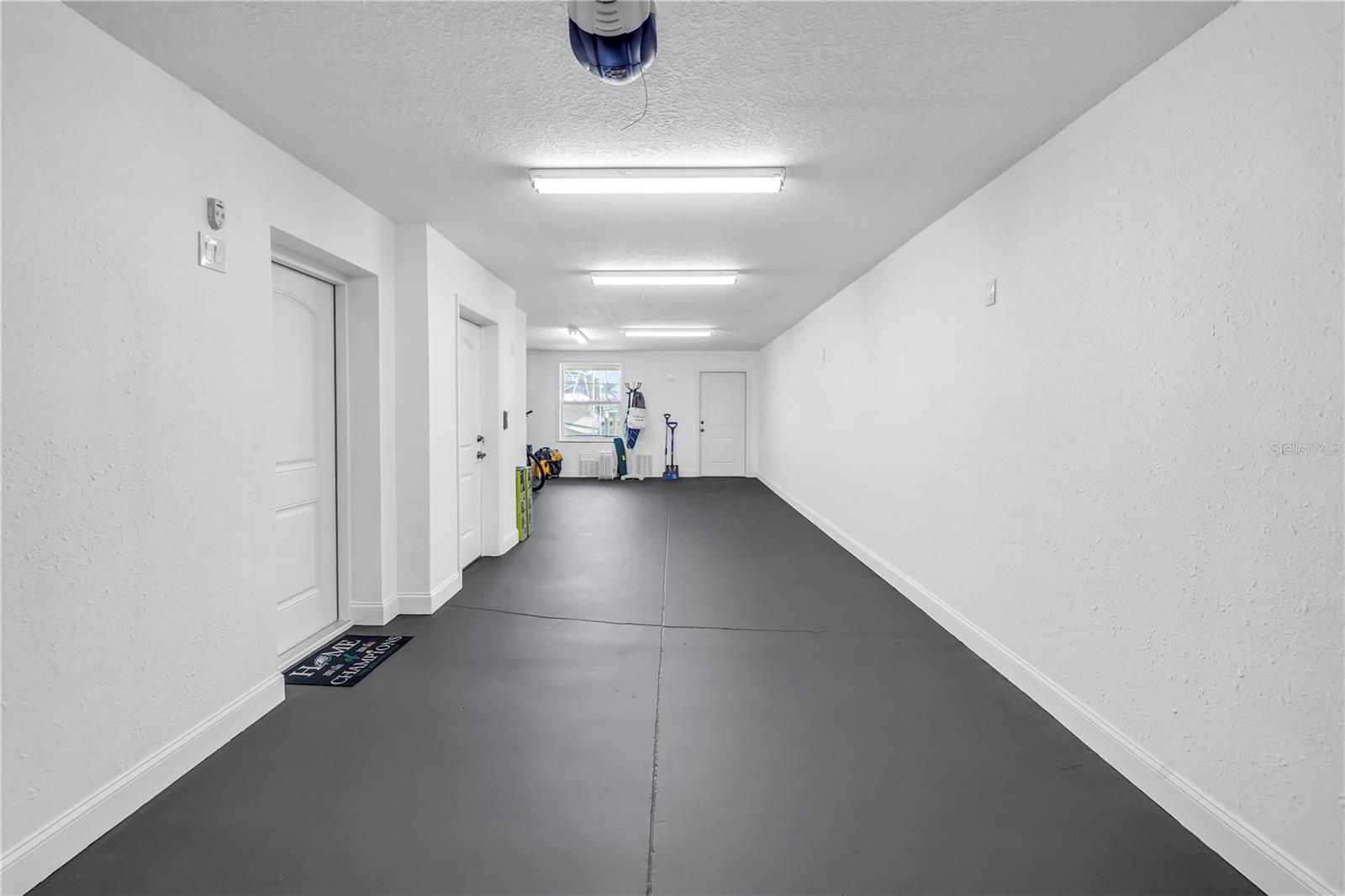 LANDINGS AT WINDRUSH THE CONDO - Residential