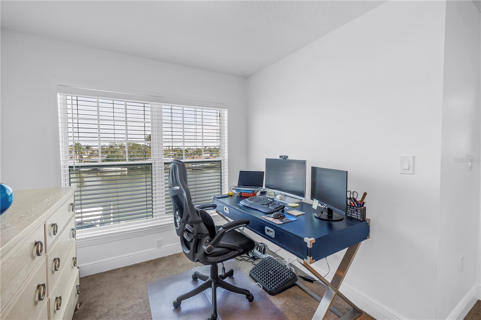 LANDINGS AT WINDRUSH THE CONDO - Residential