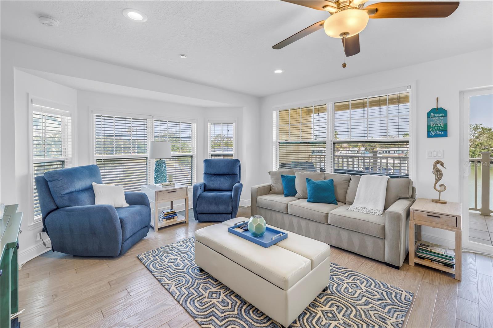 LANDINGS AT WINDRUSH THE CONDO - Residential