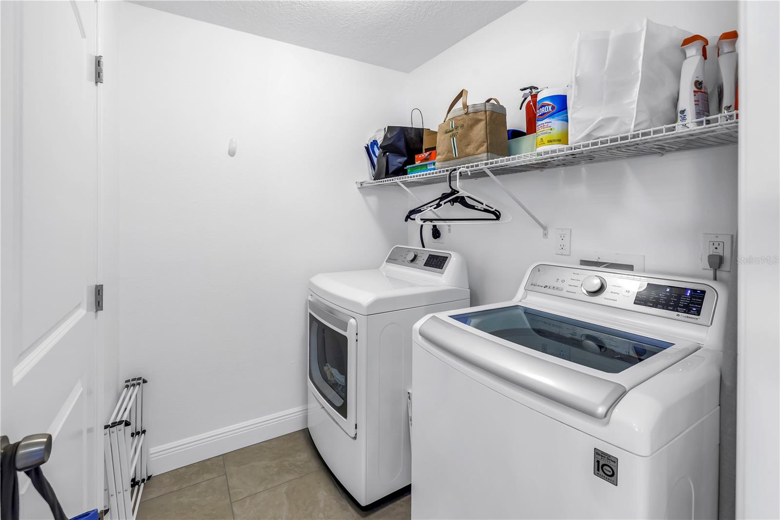 LANDINGS AT WINDRUSH THE CONDO - Residential