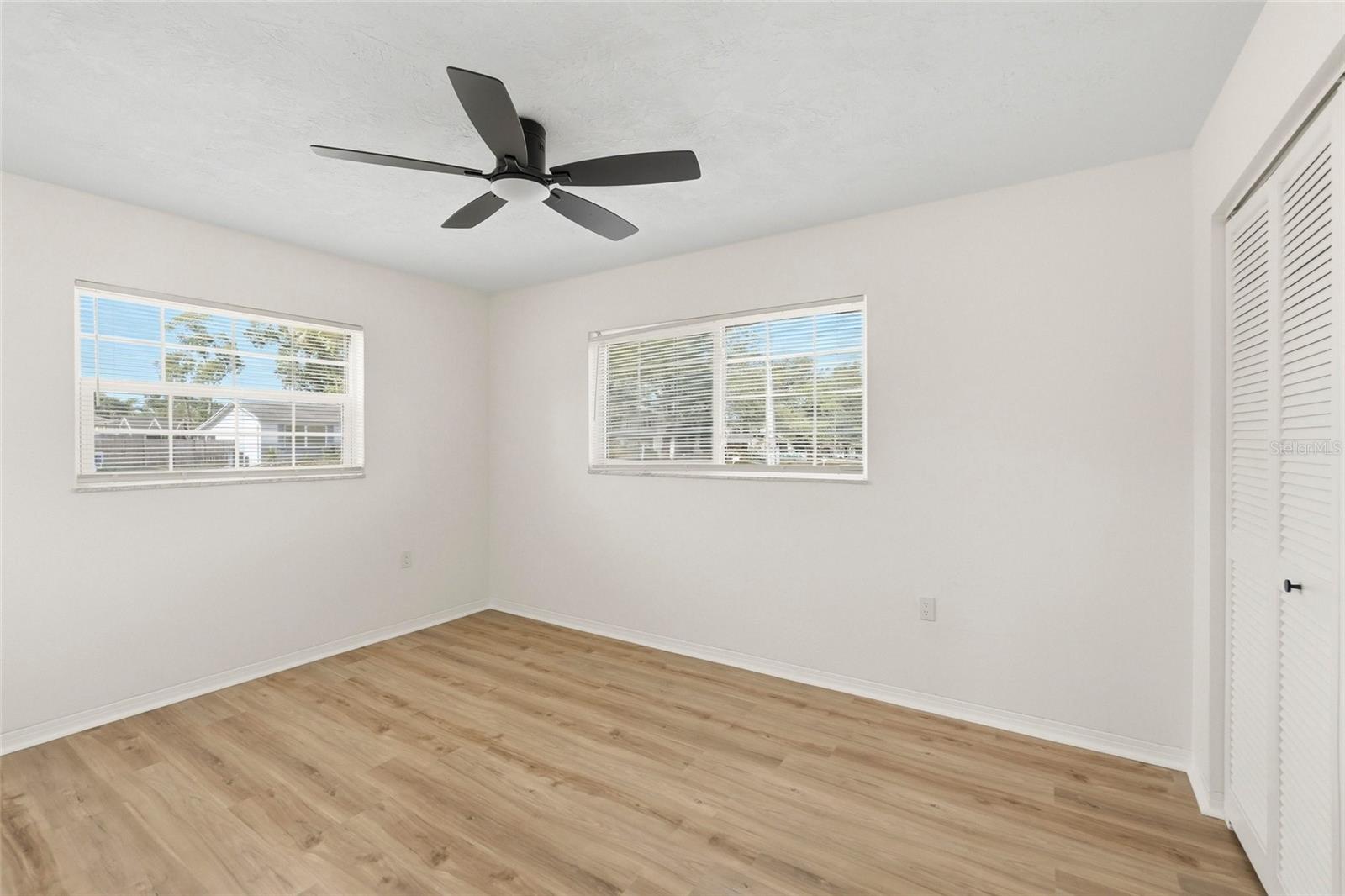 OAKHURST PARK - Residential
