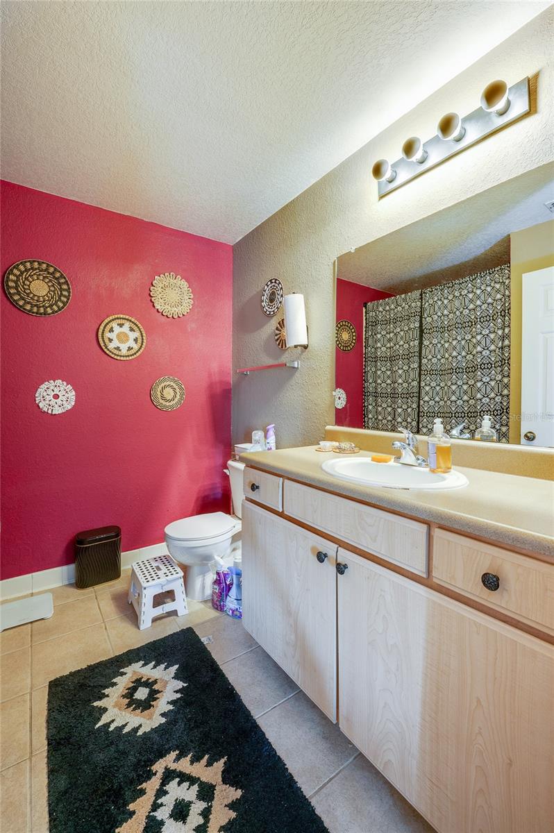 VILLAGGIO ON LAKES - Residential