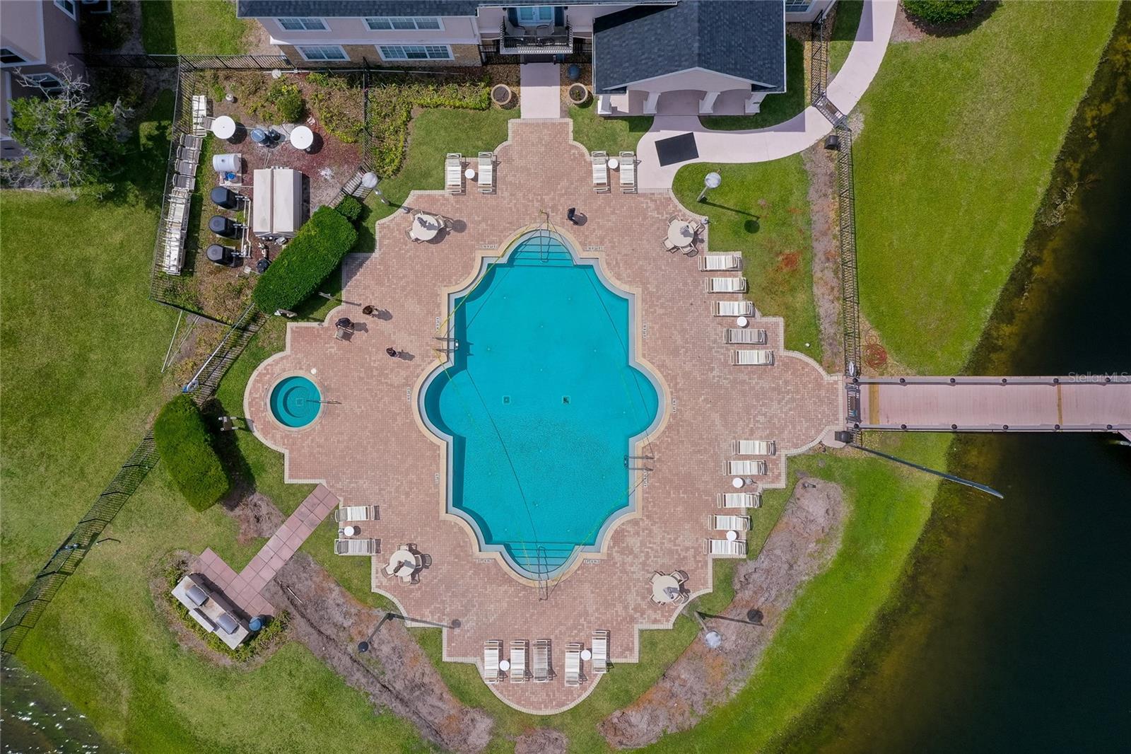 VILLAGGIO ON LAKES - Residential