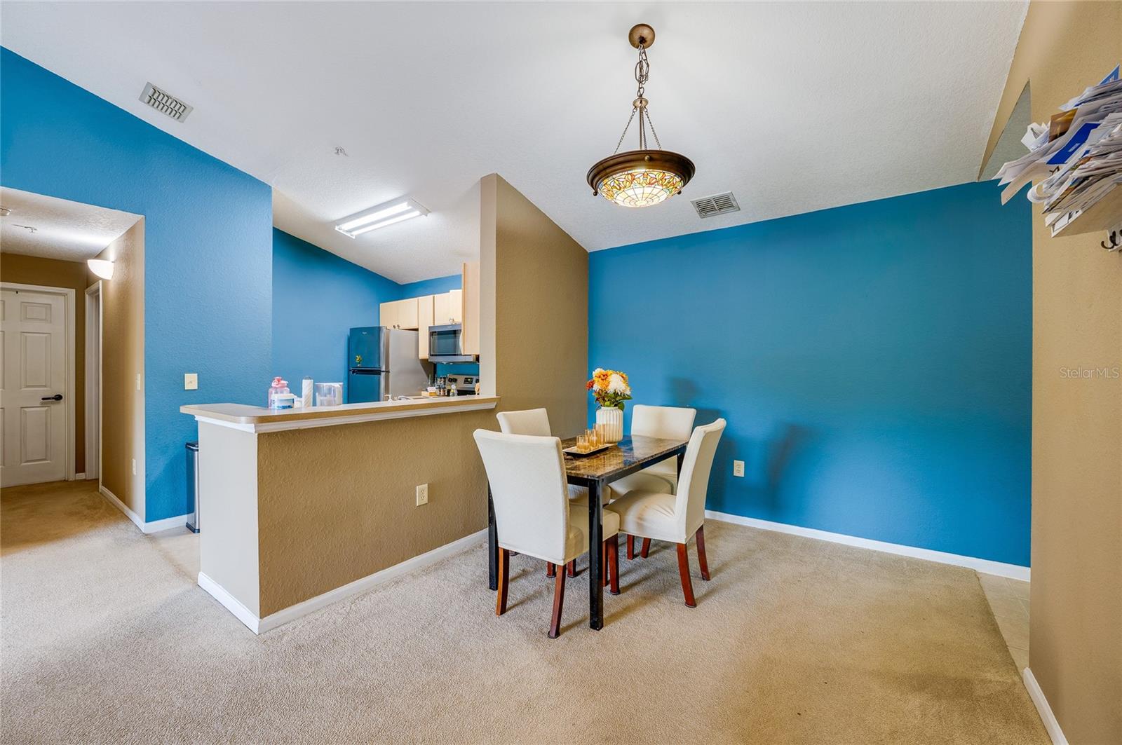 940 VILLAGE TRAIL 4-301