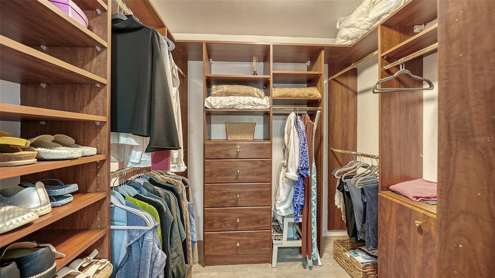 CENTRAL PARK - Residential