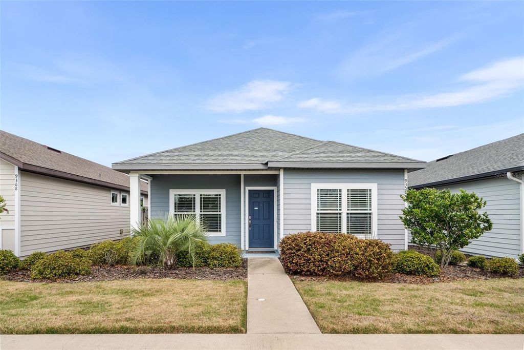 Photo of 9358 SW 68th Lane, Gainesville, FL 32608 (MLS # GC539358)