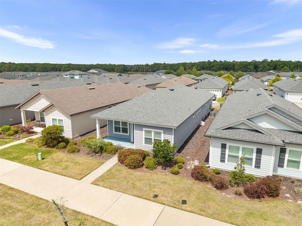 Photo of 9358 SW 68th Lane, Gainesville, FL 32608 (MLS # GC539358)