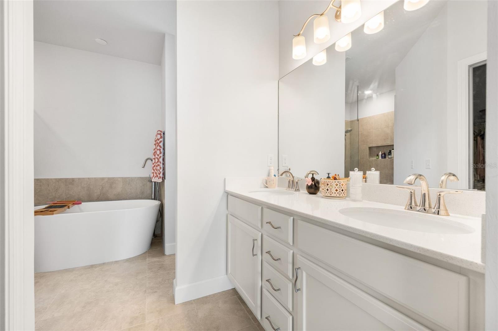 LUGANO PH 2 PB 34 PG 93 - Residential