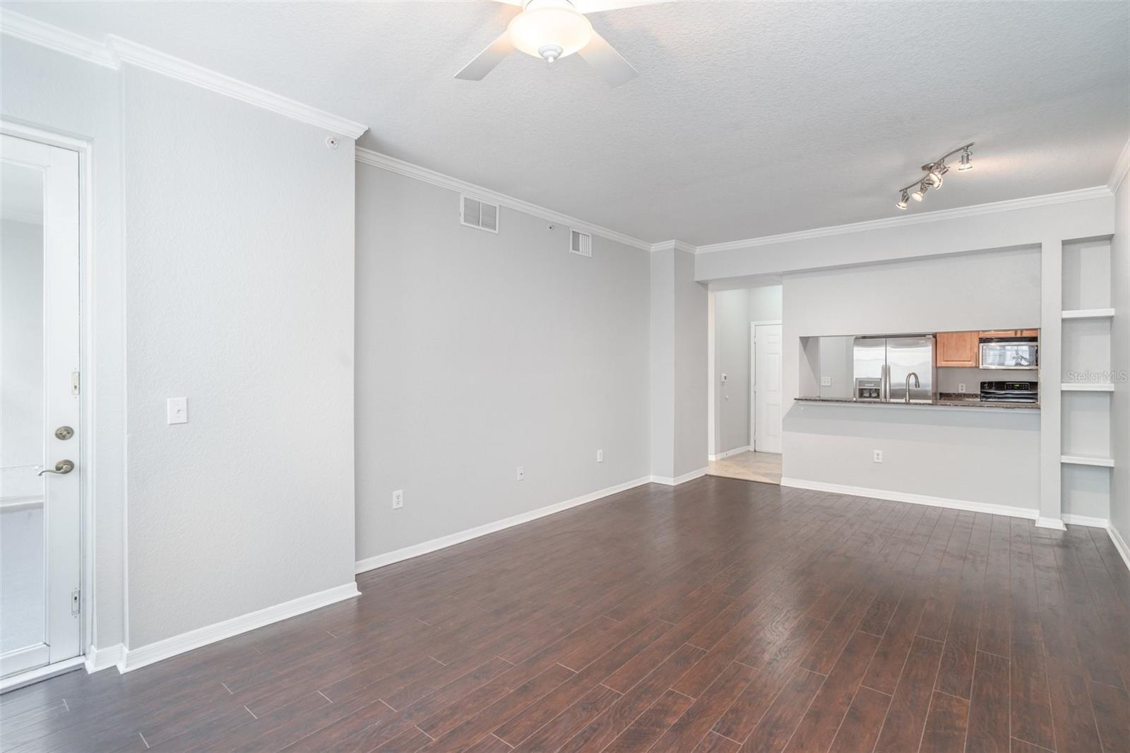 1064 N TAMIAMI TRAIL # 1324
